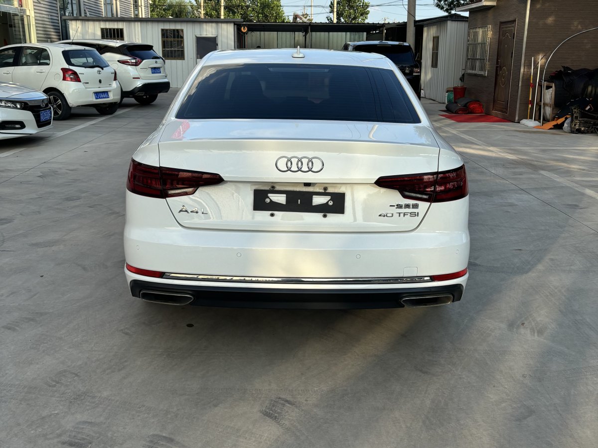 奧迪 奧迪A4L  2019款 40 TFSI 進(jìn)取型 國(guó)VI圖片