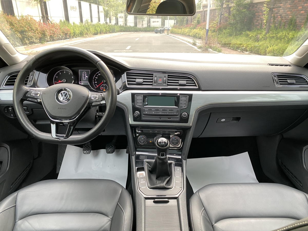 大眾 凌渡  2015款 280TSI 手動舒適版圖片