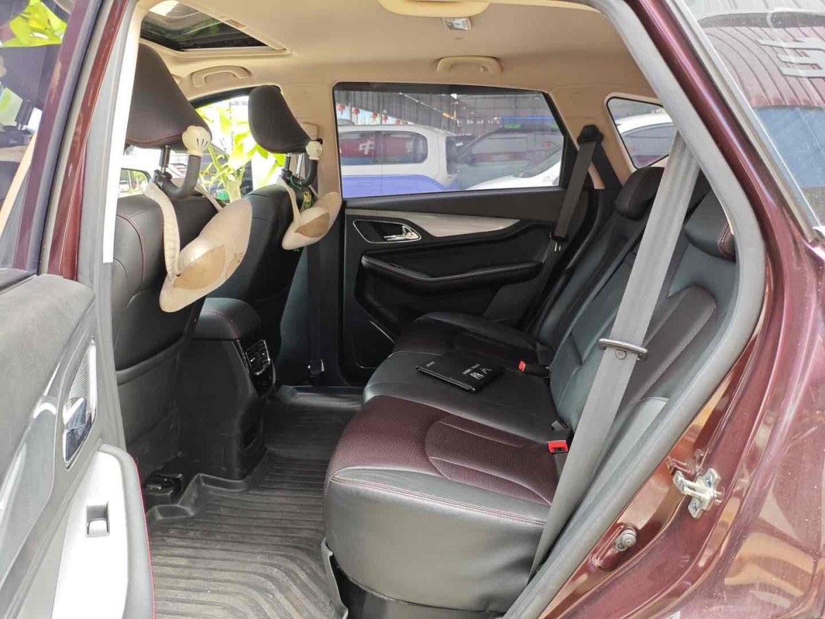 寶駿 560  2015款 1.8L 手動豪華型圖片