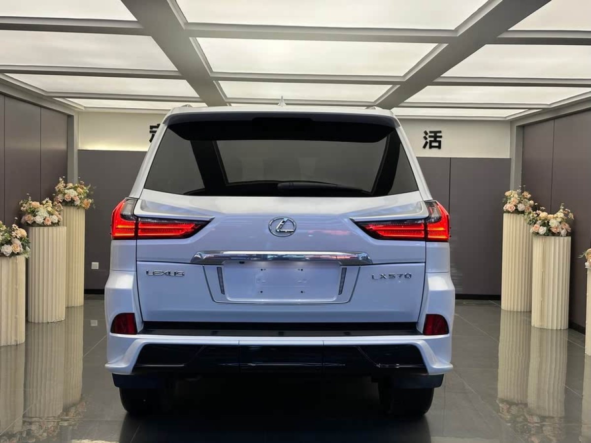雷克薩斯 LX  2019款 570 巔峰特別版圖片