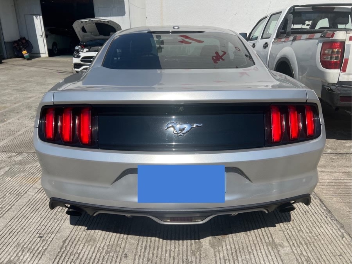 福特 Mustang  2015款 美規(guī)版圖片