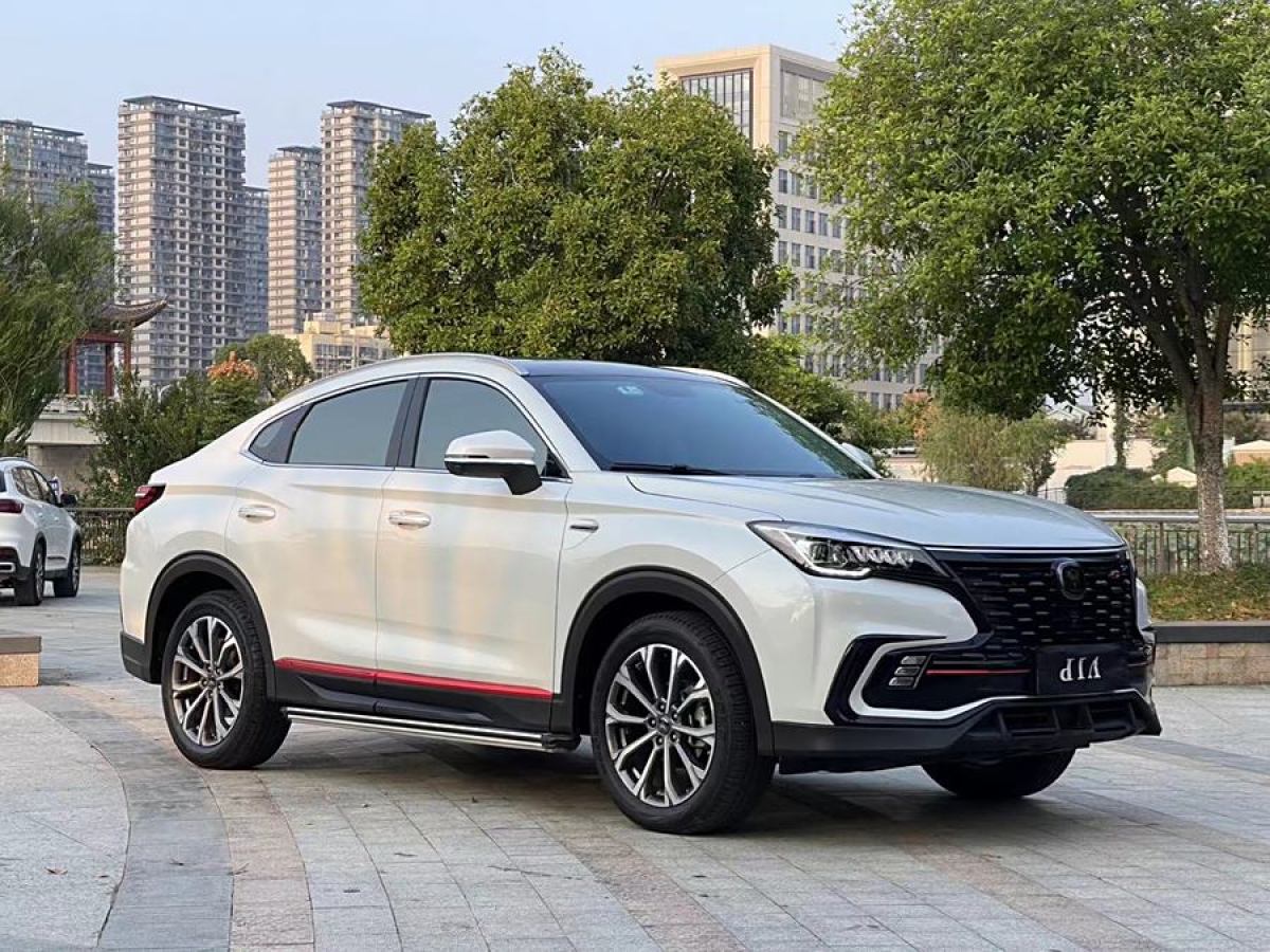 長(zhǎng)安 CS85 COUPE  2021款 1.5T DCT尊貴型圖片