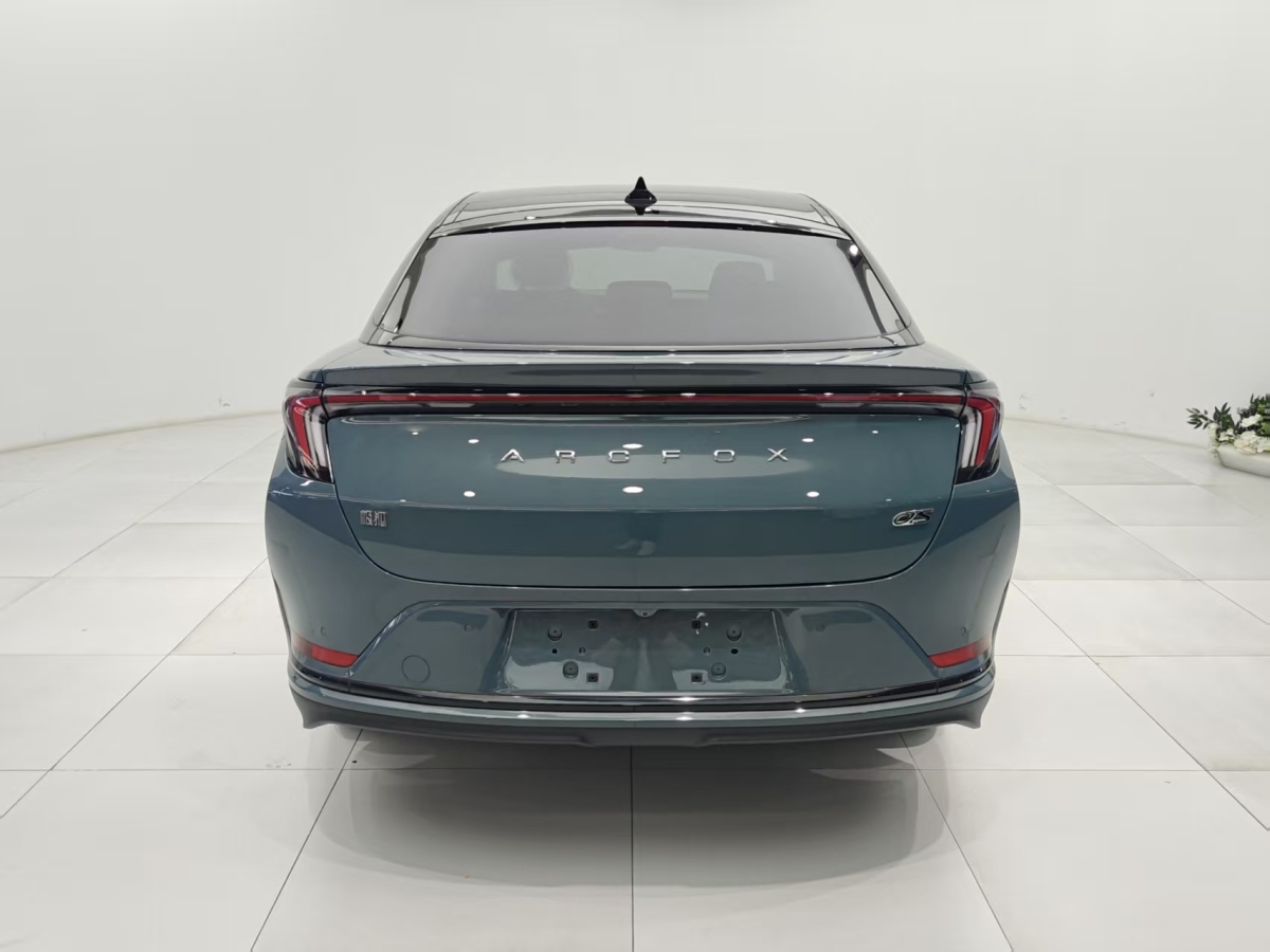 極狐 極狐 阿爾法S(ARCFOX αS)  2023款 525E 森林版 160kW圖片