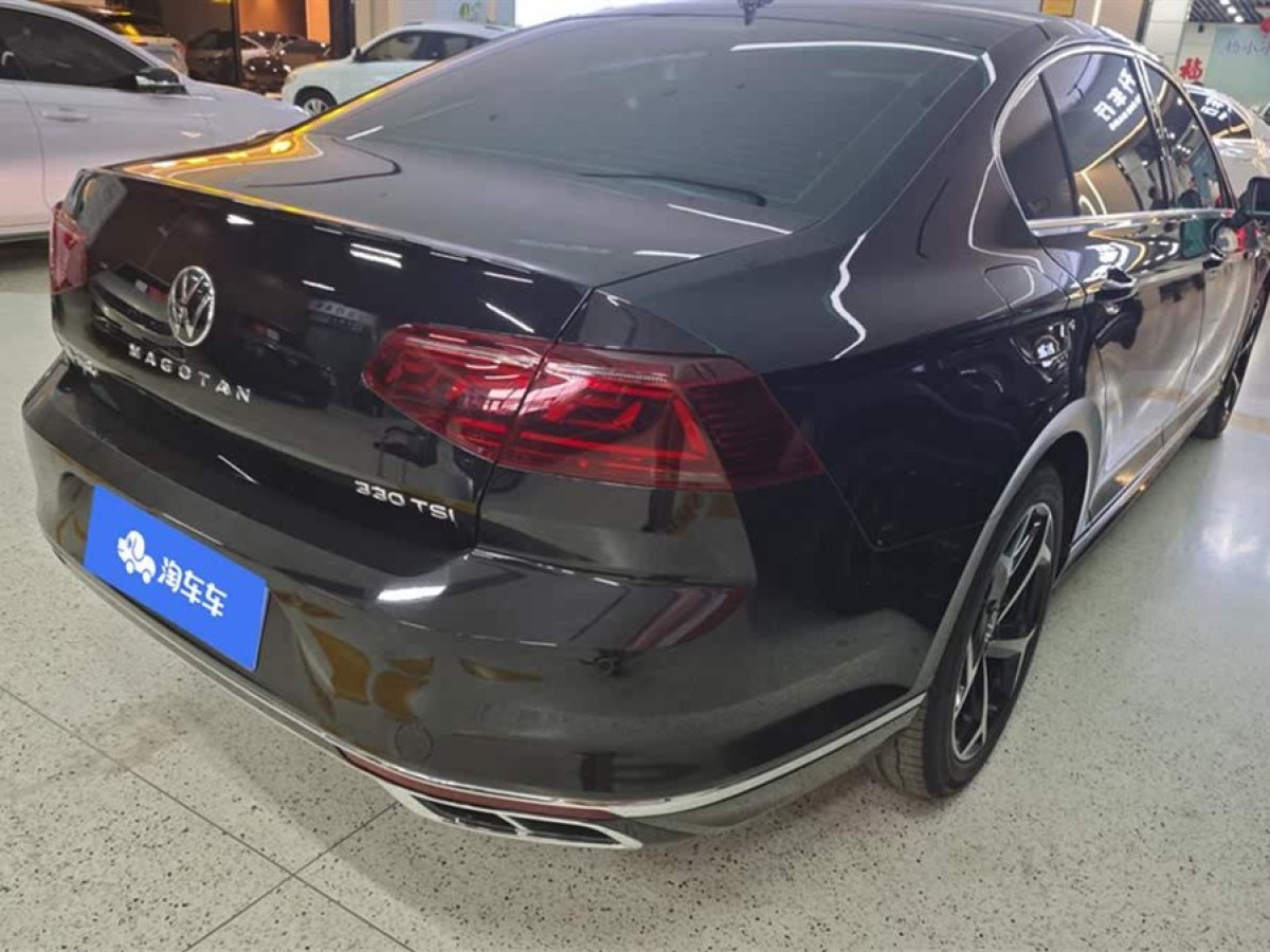 大眾 邁騰  2023款 200萬輛紀(jì)念版 330TSI DSG豪華型圖片