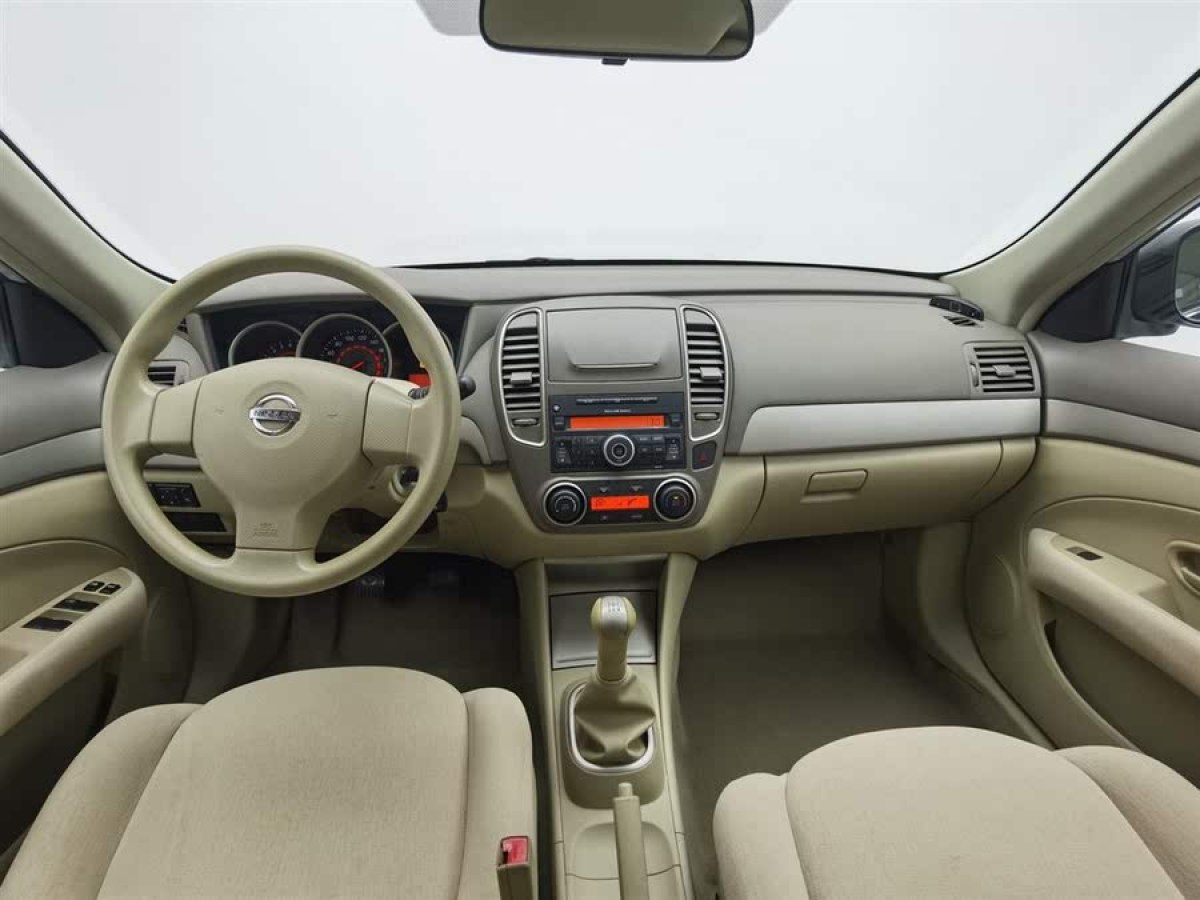 日產(chǎn) 軒逸  2016款 經(jīng)典 1.6XE 手動(dòng)舒適版圖片