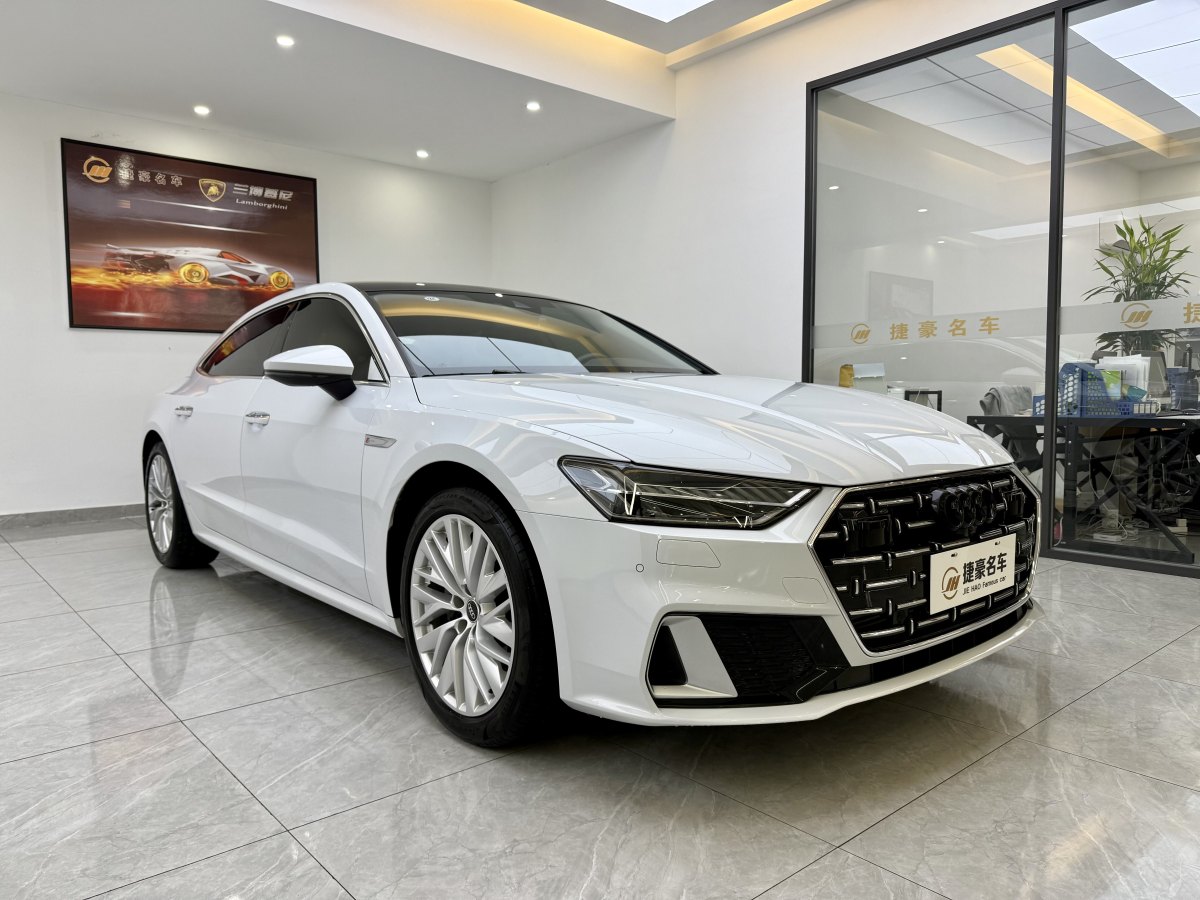 奧迪 奧迪A7L  2024款 45TFSI S-line 筑夢(mèng)型 流晶套裝圖片