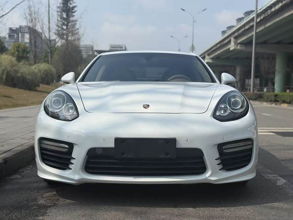 2013年9月保時捷 Panamera  2010款 Panamera 3.6L