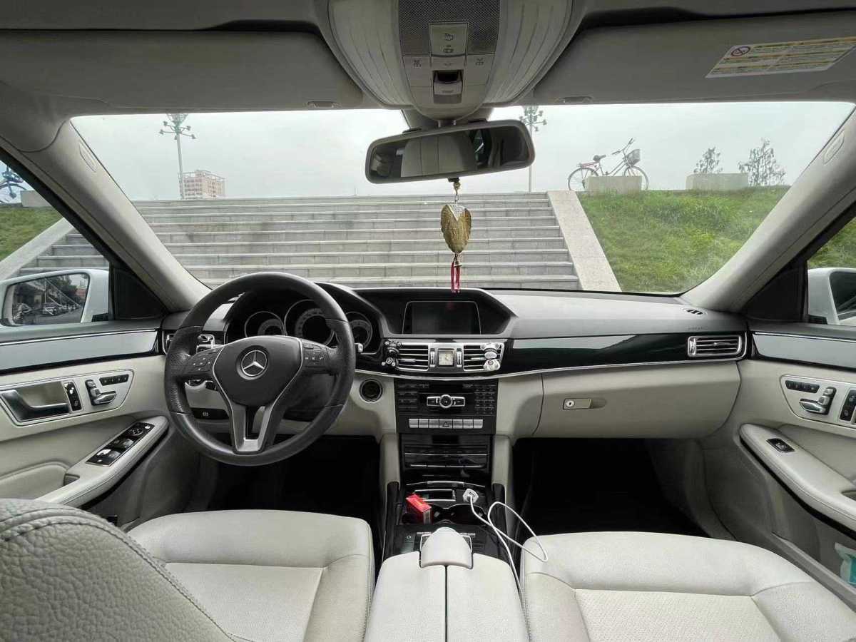 奔驰 奔驰E级  2014款 改款 E 260 L 运动豪华型图片