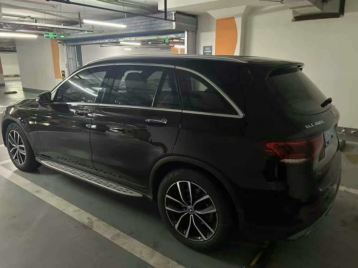 奔馳 奔馳GLC  2021款 GLC 300 4MATIC 轎跑SUV圖片