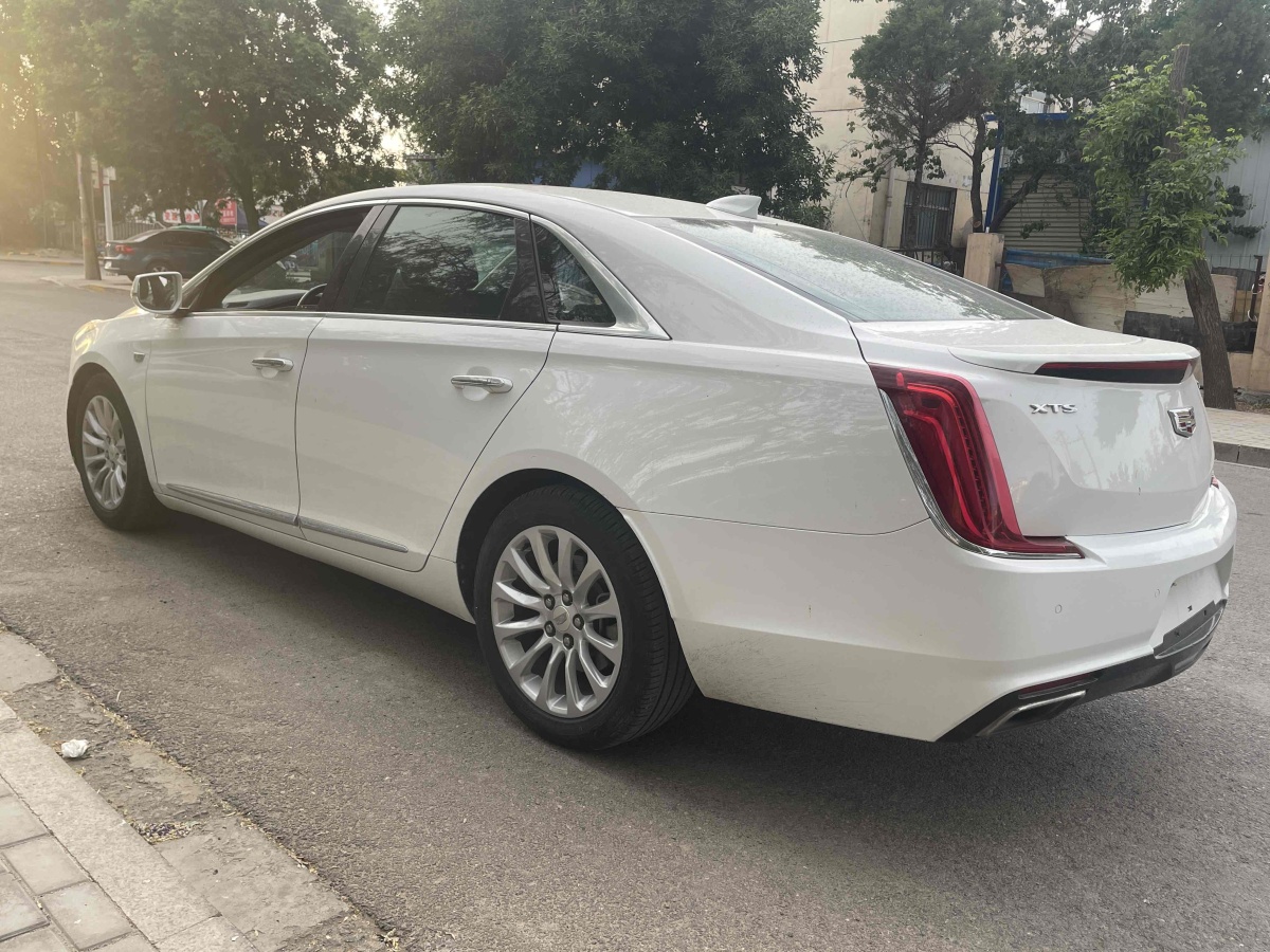 凱迪拉克 XTS  2018款 28T 精英型圖片