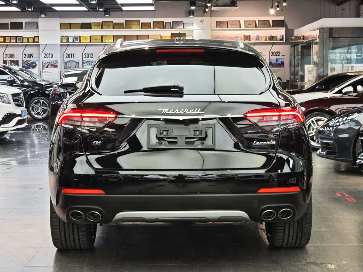 瑪莎拉蒂 Levante  2021款 3.0T 標(biāo)準(zhǔn)版圖片