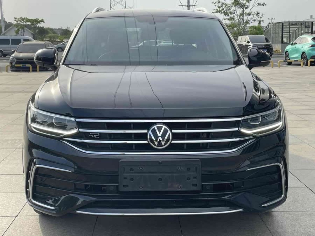大眾 途觀L  2023款 改款 330TSI 自動兩驅(qū)R-Line越享版圖片