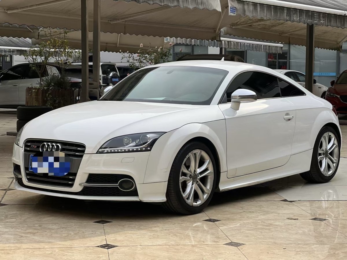 2014年4月奧迪 奧迪TTS  2013款 TTS Coupe 2.0TFSI quattro