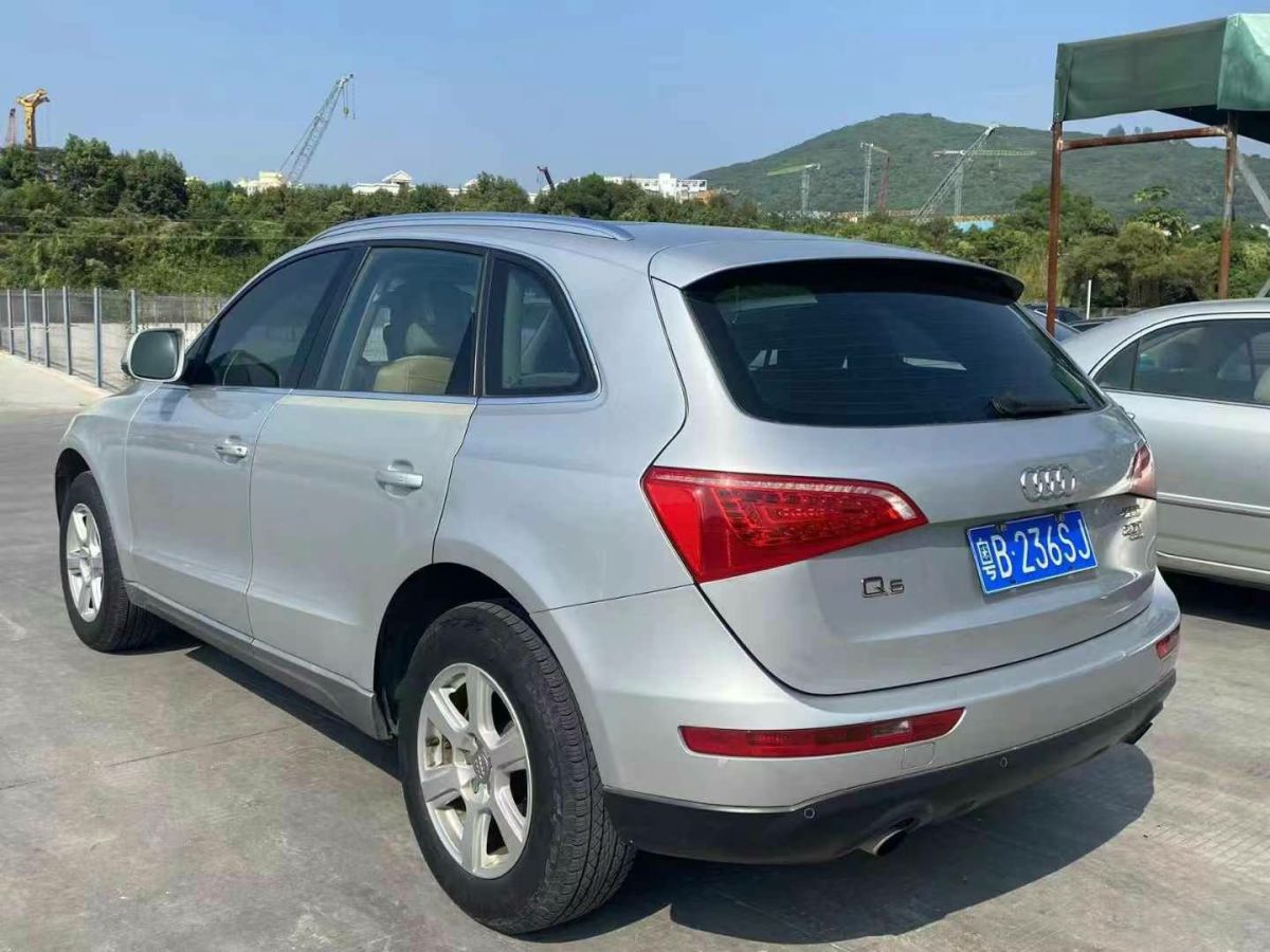 奧迪 奧迪Q5  2010款 Q5 2.0TSI 首發(fā)限量版運動版圖片