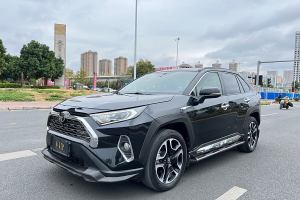 RAV4榮放 豐田 2.0L CVT四驅(qū)尊貴版