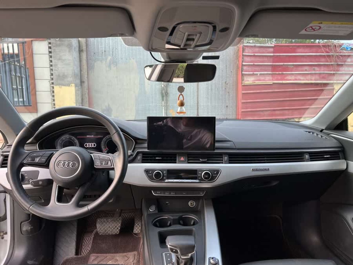 奧迪 奧迪A5  2023款 Sportback 45 TFSI quattro 臻選動(dòng)感型圖片