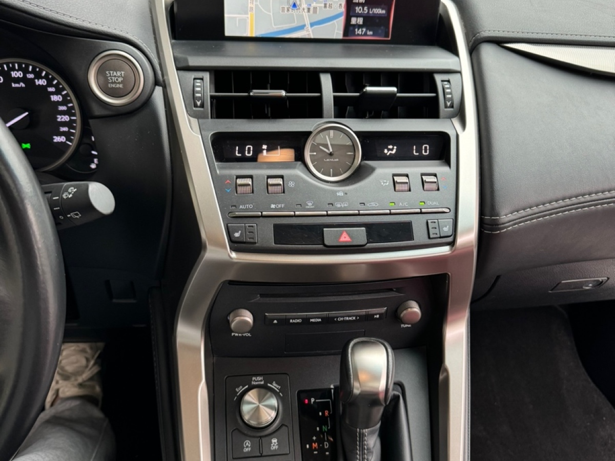 雷克萨斯 NX  2017款 300 全驱 锋尚版图片
