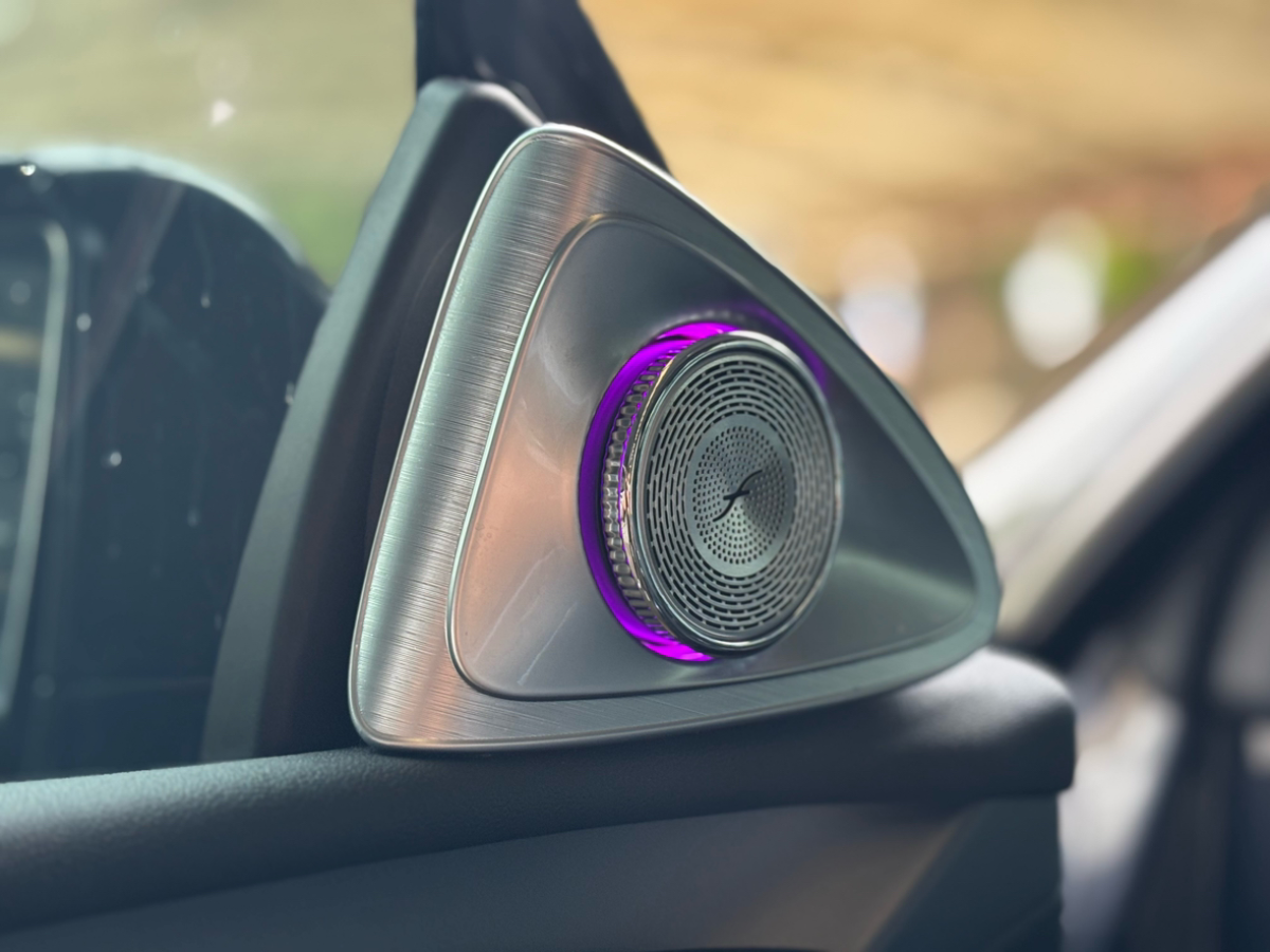 特斯拉 Model Y  2024款 后輪驅(qū)動版圖片