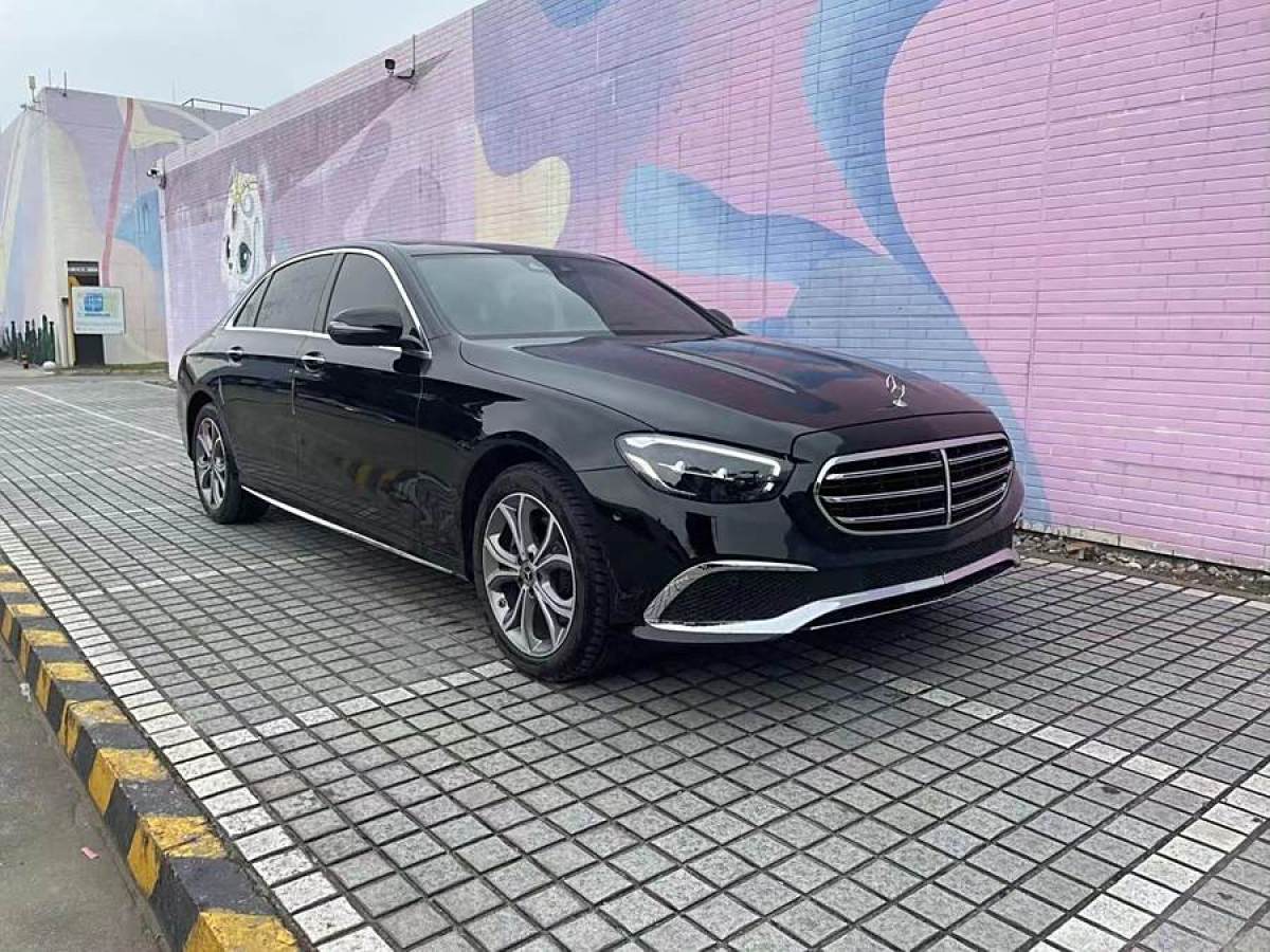 奔馳 奔馳E級  2023款 改款 E 300 L 豪華型圖片