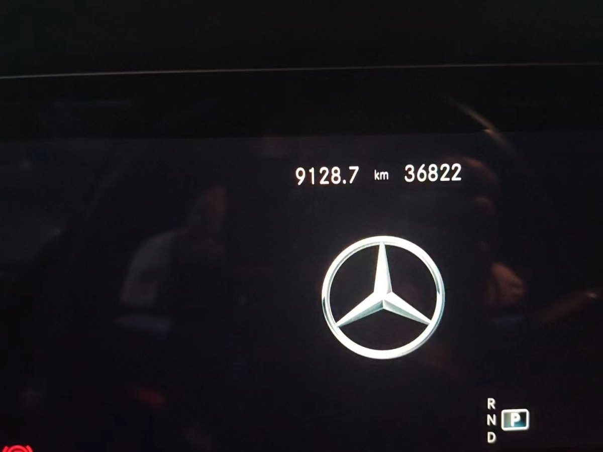 奔馳 奔馳E級  2022款 改款 E 300 L 豪華型圖片