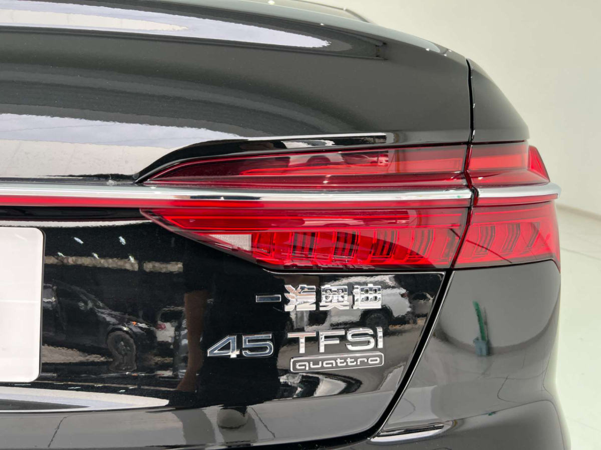 奧迪 奧迪A6L  2024款 45 TFSI quattro 臻選動感型圖片