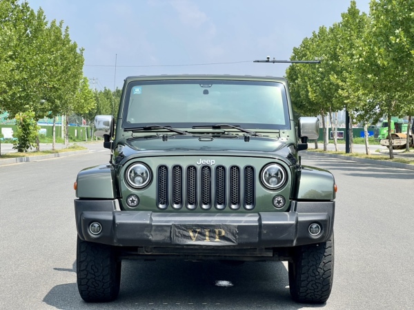 Jeep 牧马人  2008款 3.8L Sahara 四门版