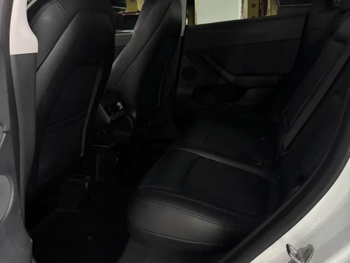 特斯拉 Model Y  2022款 改款 長續(xù)航全輪驅(qū)動版圖片