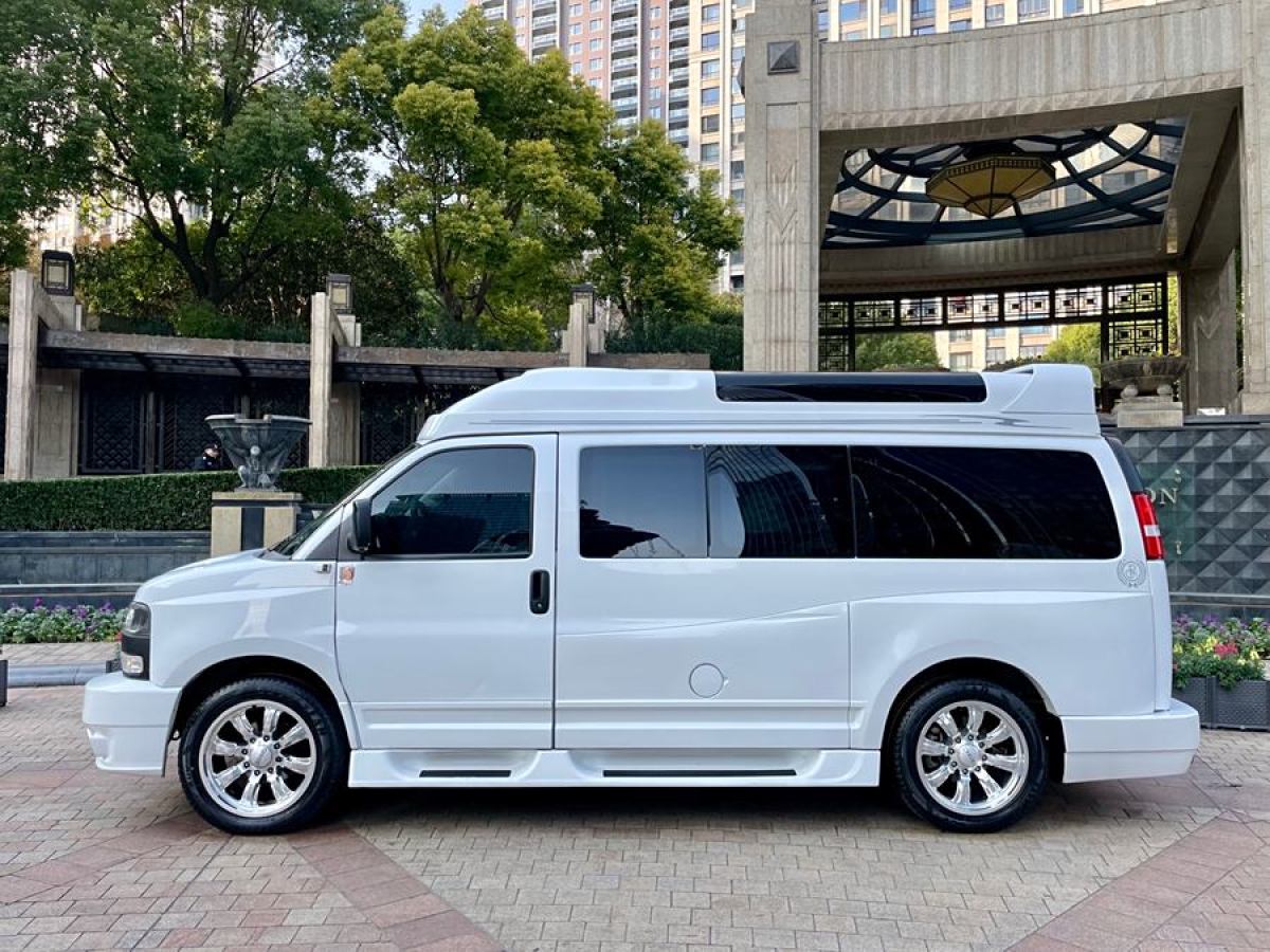 GMC SAVANA  2017款 2500S 至尊版圖片