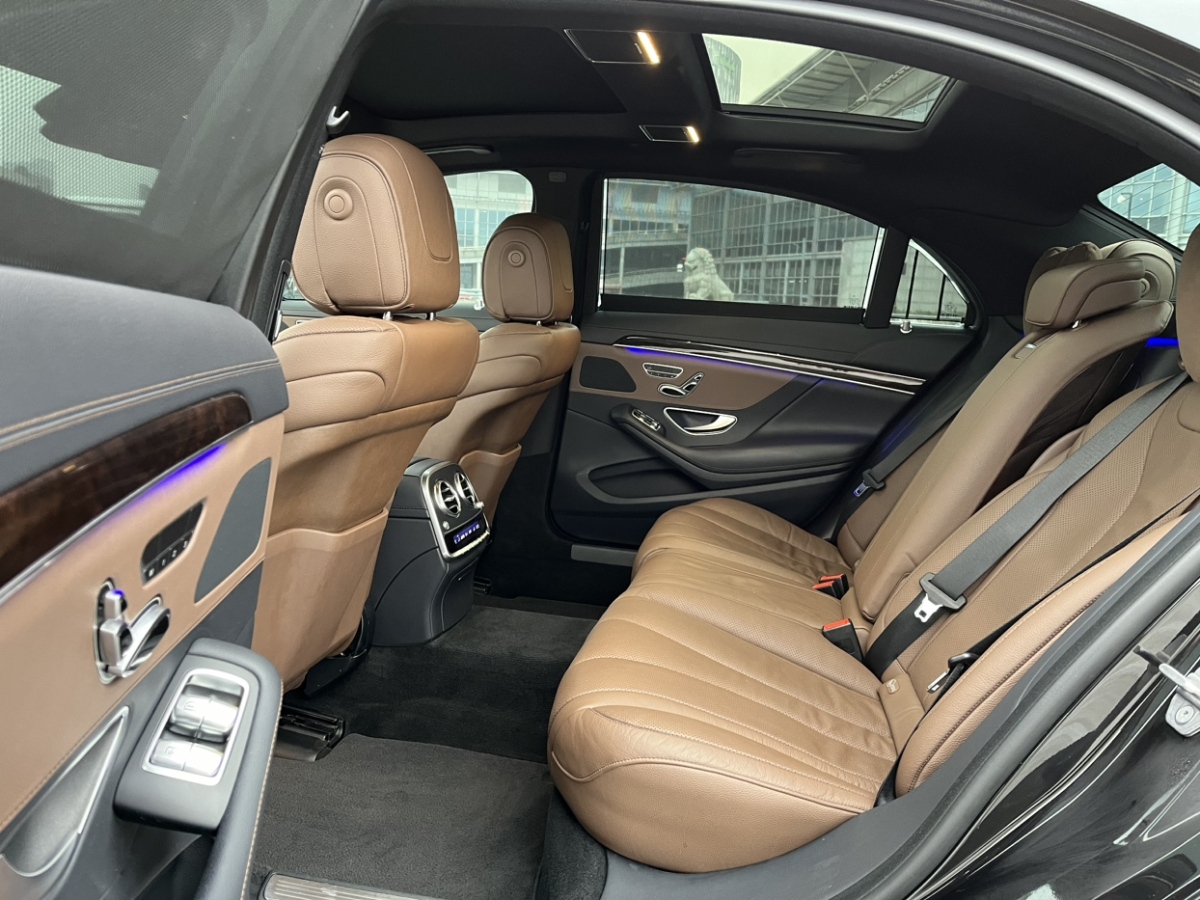 2019年7月奔驰 奔驰S级  2019款 S 350 L 尊贵型