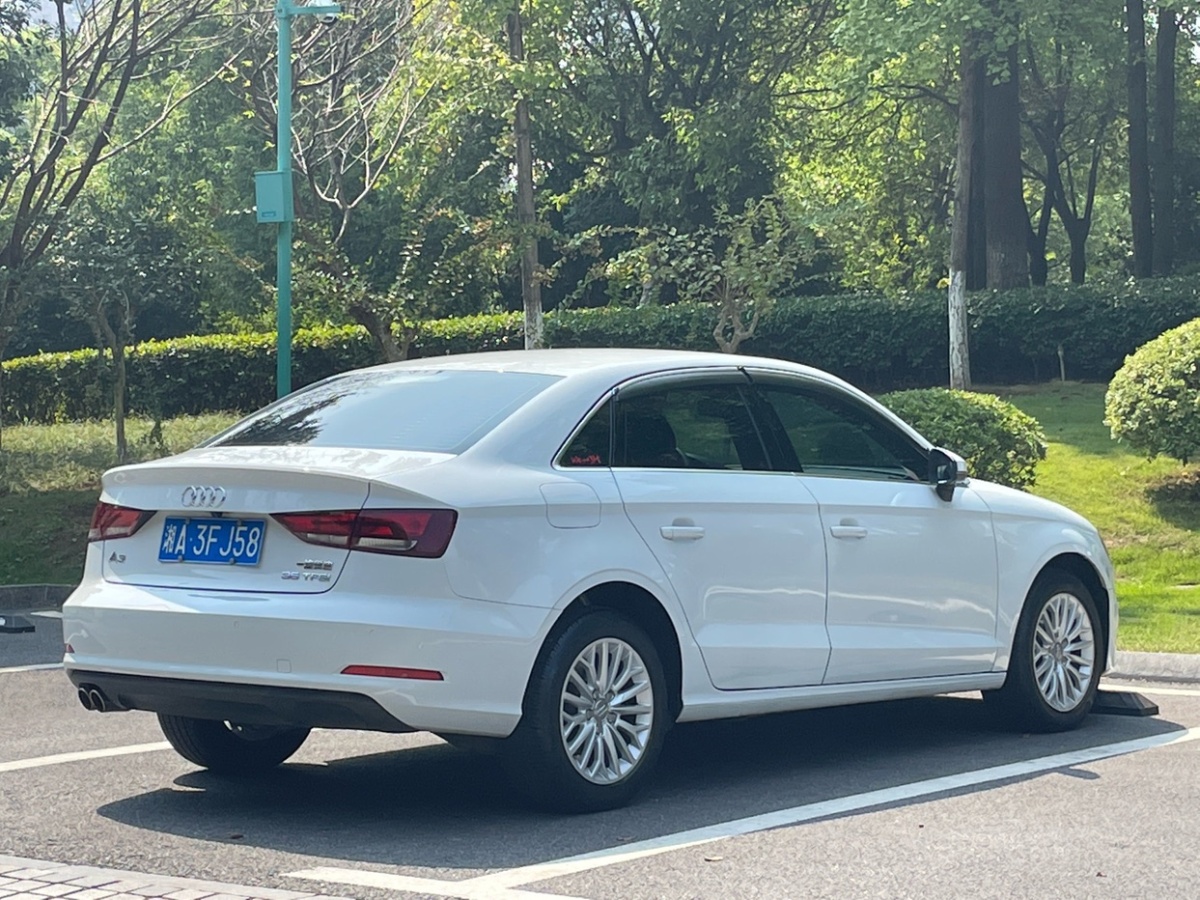 奧迪 奧迪A3  2015款 Limousine 35 TFSI 百萬紀念智領型圖片