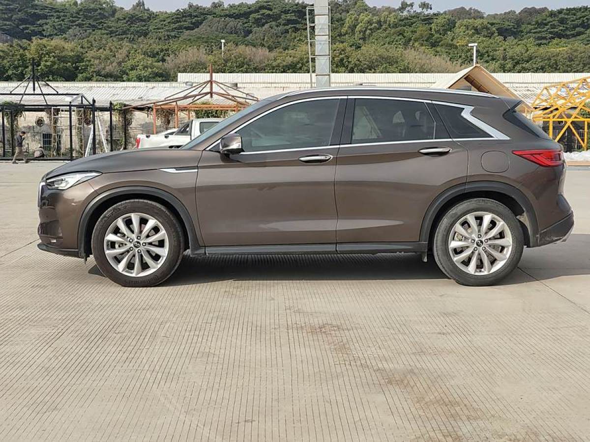 英菲尼迪 QX50  2018款 2.0T 兩驅菁英版圖片