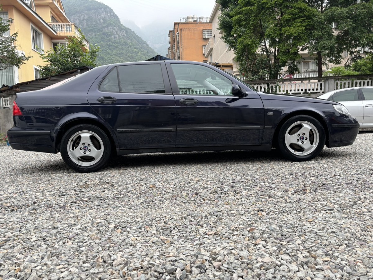 2003年8月薩博 Saab 9-5  2004款 2.3T ARC