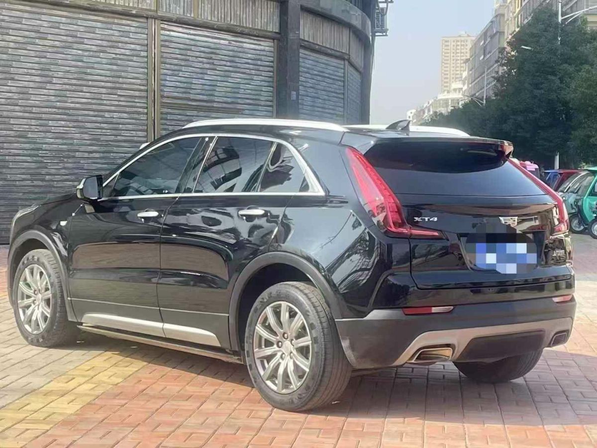 凱迪拉克 CT6  2019款 28T 領(lǐng)先運(yùn)動型圖片