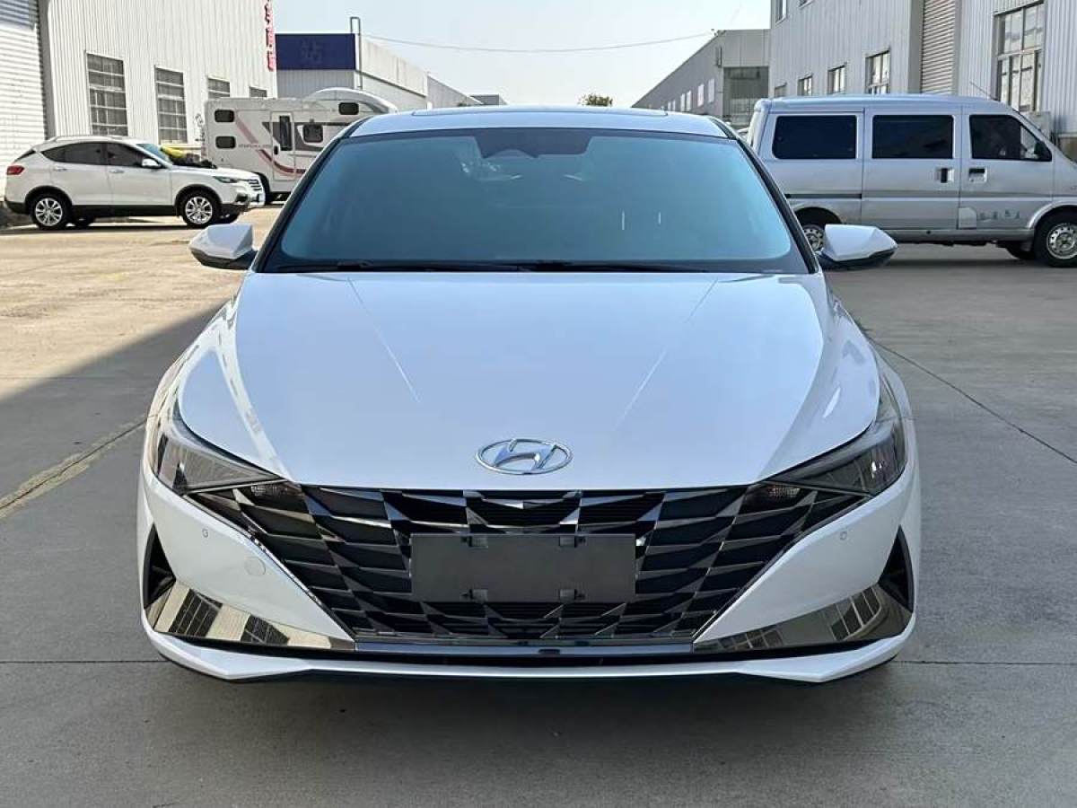 現(xiàn)代 伊蘭特  2022款 1.5L CVT LUX尊貴版圖片