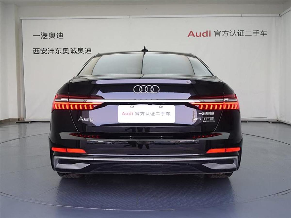 奧迪 奧迪A6L  2023款 改款 45 TFSI quattro 臻選動感型圖片