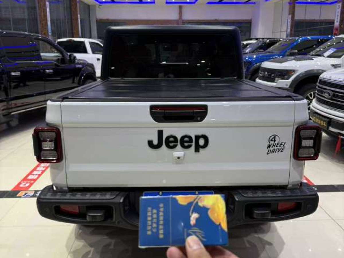 Jeep 角斗士  2023款 3.6L Overland圖片