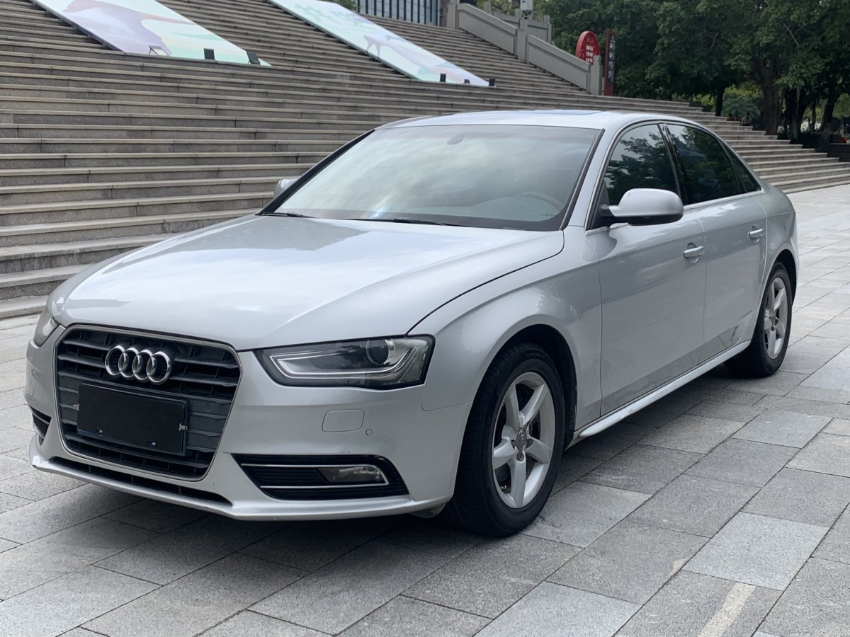 奧迪 奧迪A4L  2013款 35 TFSI 自動標準型圖片