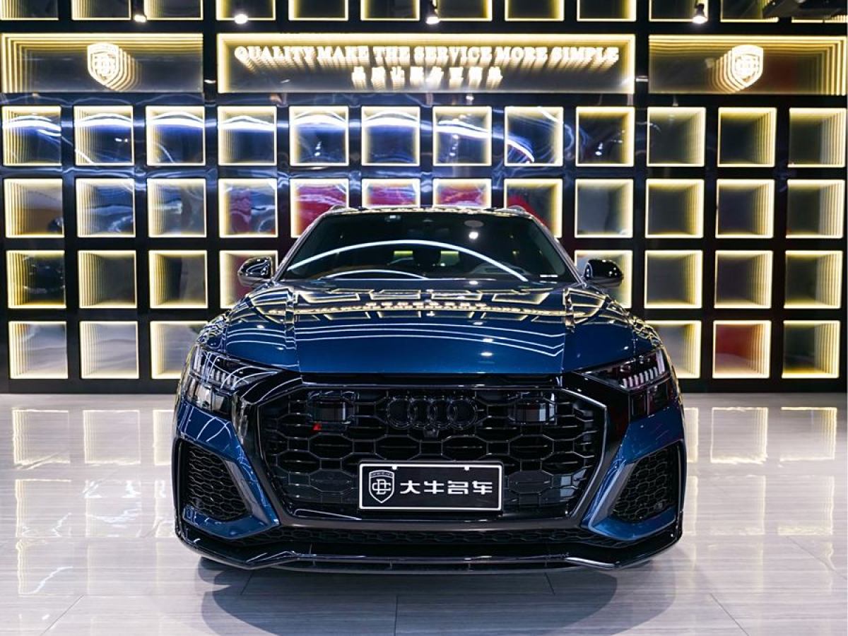 奧迪 Sport 奧迪RS Q8  2021款 RS Q8 4.0T 尊享版圖片