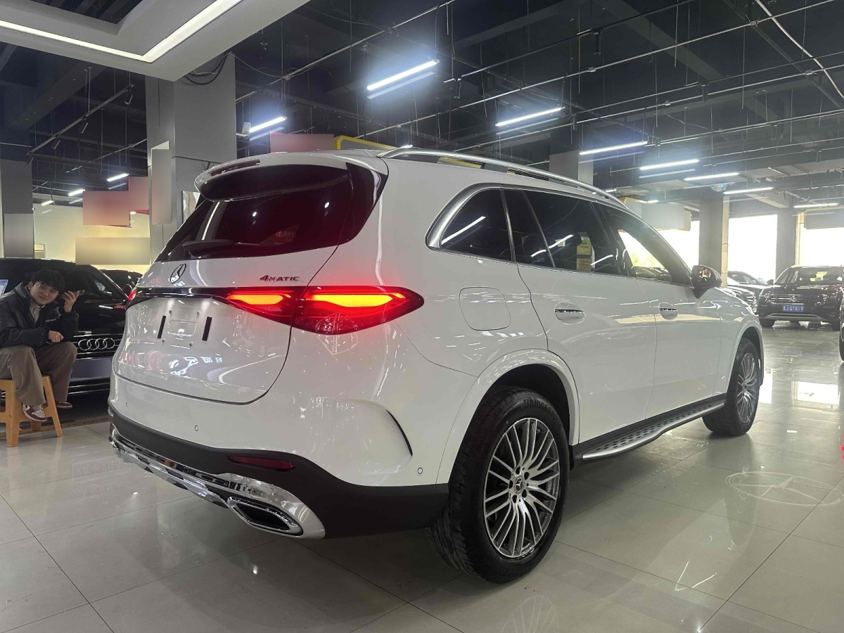 奔馳 奔馳GLC  2018款 改款 GLC 300 4MATIC 動感型圖片