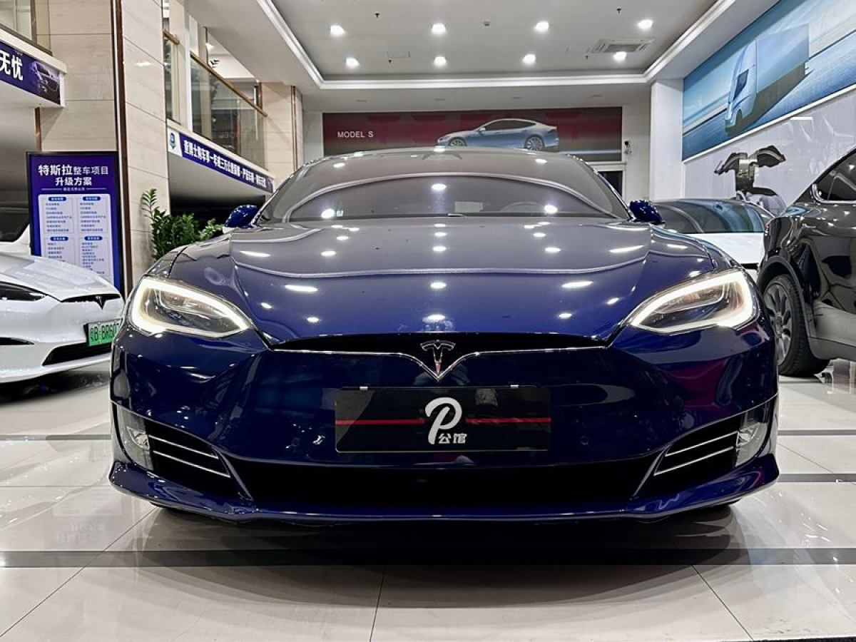 特斯拉 Model S  2017款 Model S 75D 標(biāo)準(zhǔn)續(xù)航版圖片