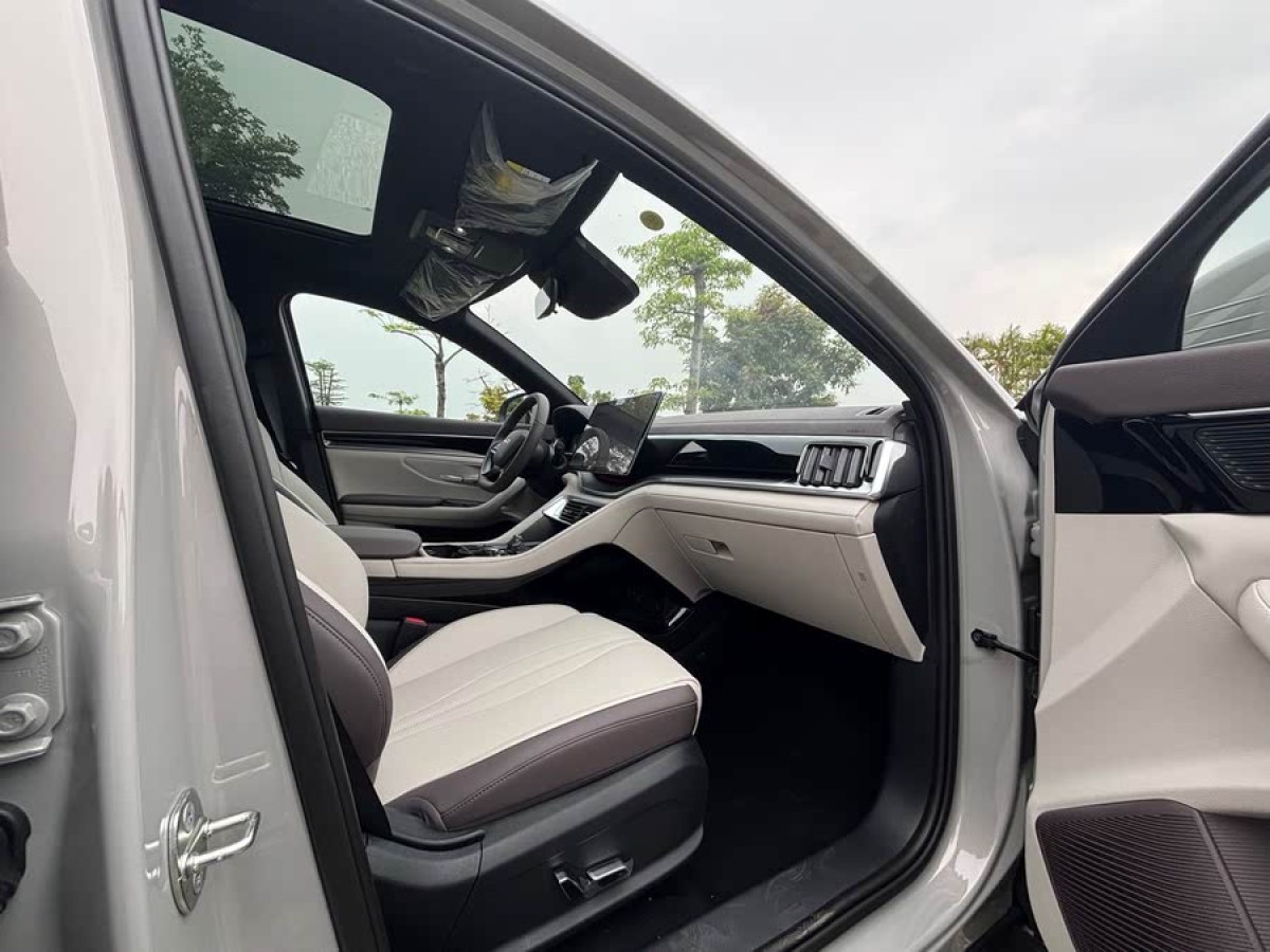 比亞迪 宋PLUS新能源  2025款 EV 智駕版 520km 尊貴型圖片
