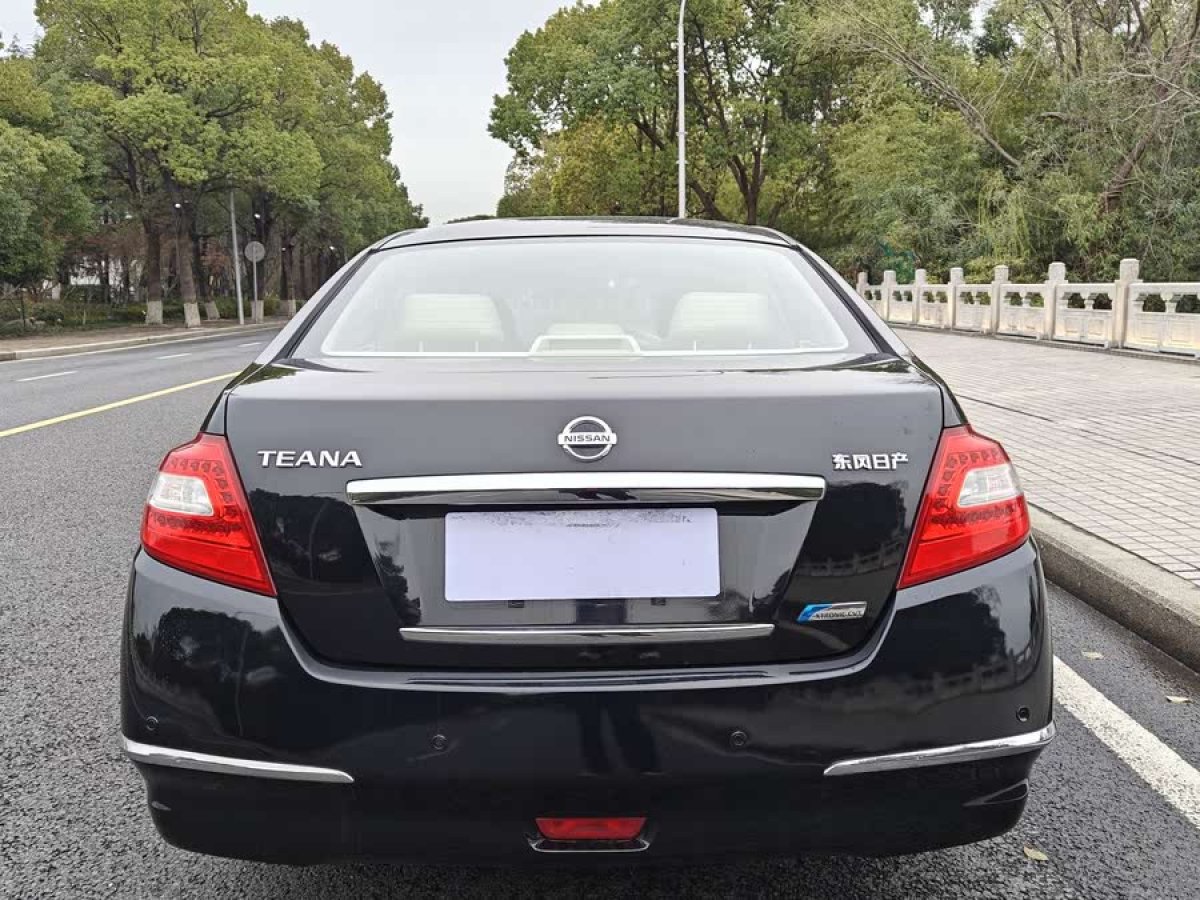 日產(chǎn) 天籟  2010款 2.0L XL周年紀(jì)念版圖片