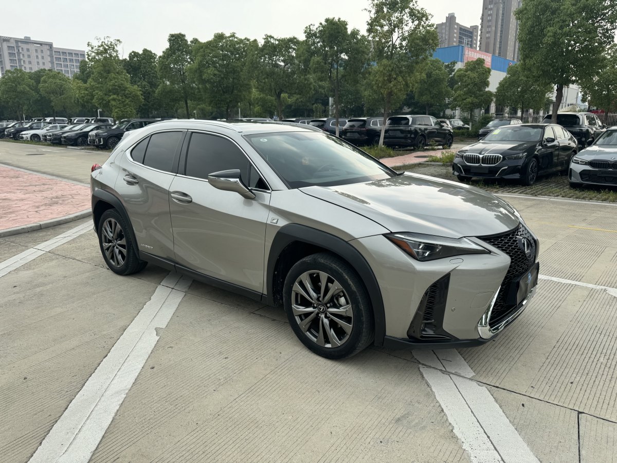 雷克薩斯 UX  2020款 260h F SPORT全驅(qū)版圖片