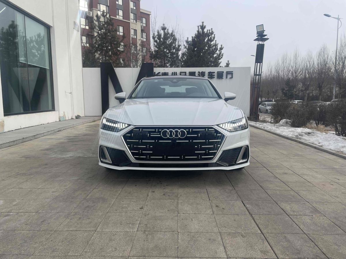 奧迪 奧迪A7L  2022款 45 TFSI quattro S-line 圣騎士圖片