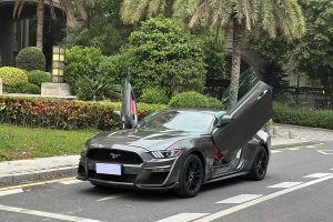 Mustang 福特 2.3T 性能版