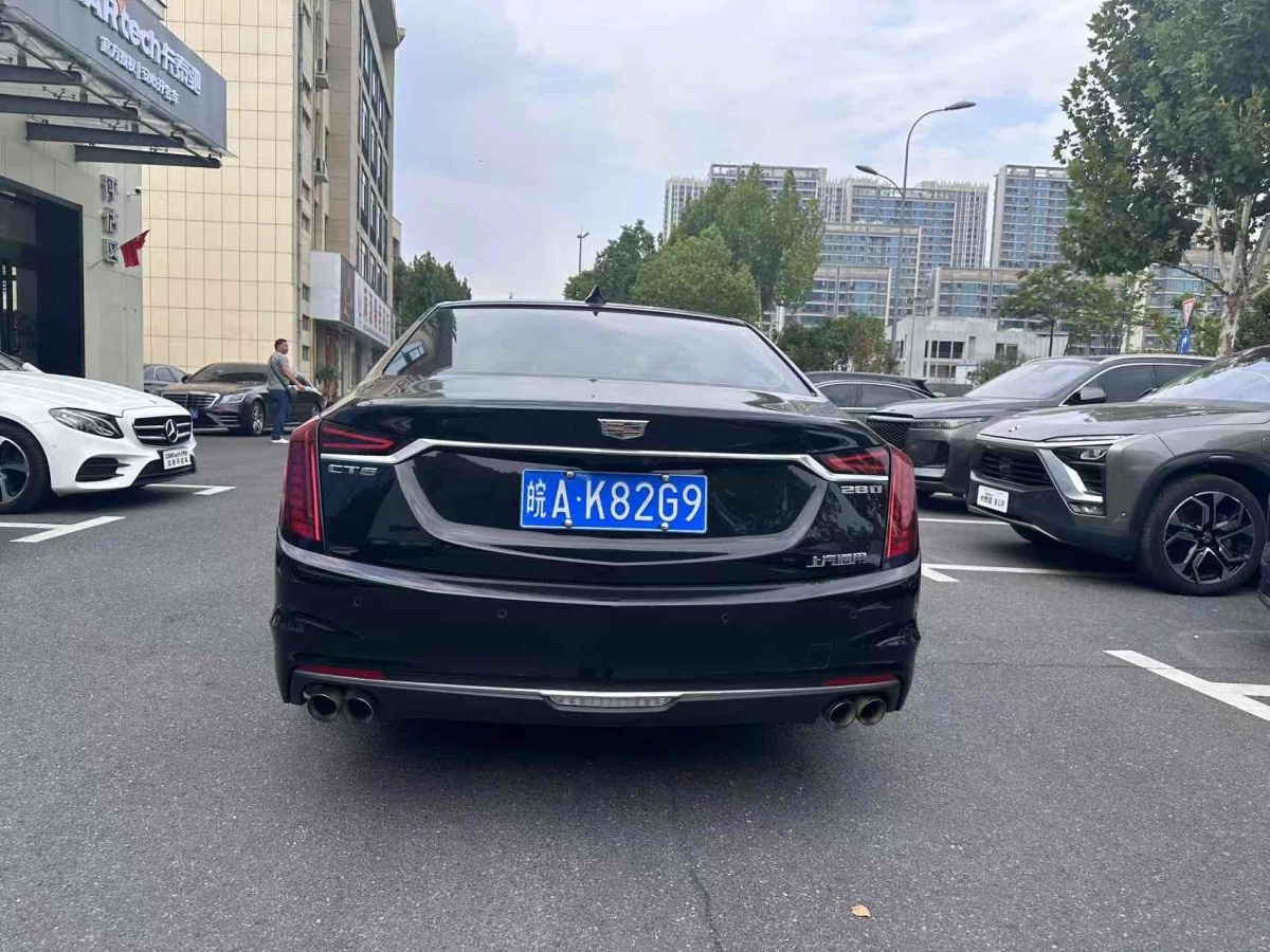 凱迪拉克 CT6  2019款 28T 時(shí)尚型圖片