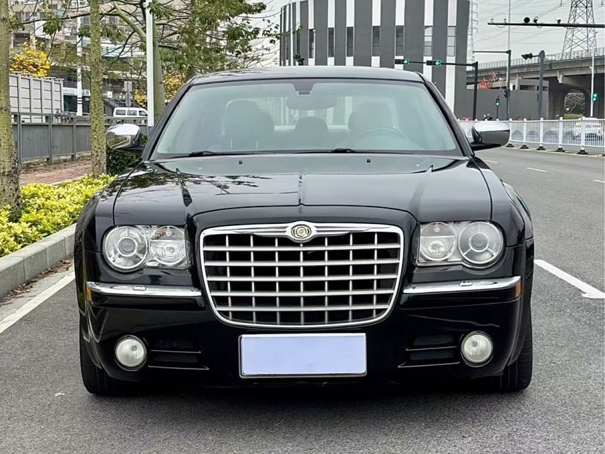 克萊斯勒 300C  2006款 3.5L 豪華領(lǐng)航版圖片