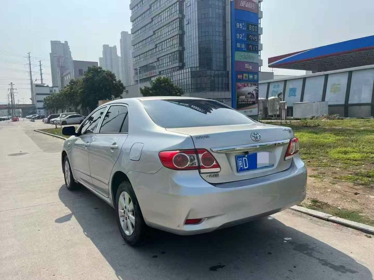 豐田 卡羅拉  2011款 1.6L 自動GL天窗版圖片