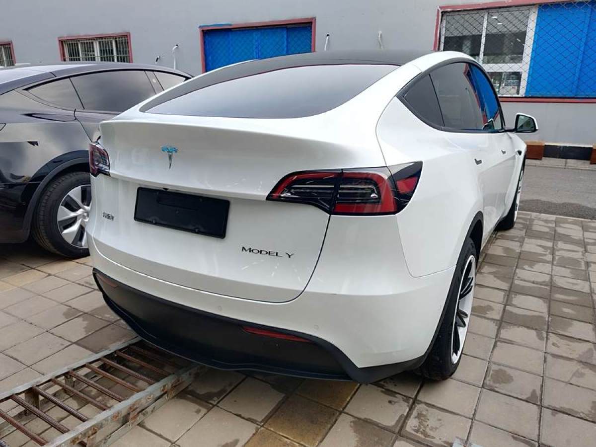 特斯拉 Model 3  2024款 長續(xù)航全輪驅(qū)動版圖片