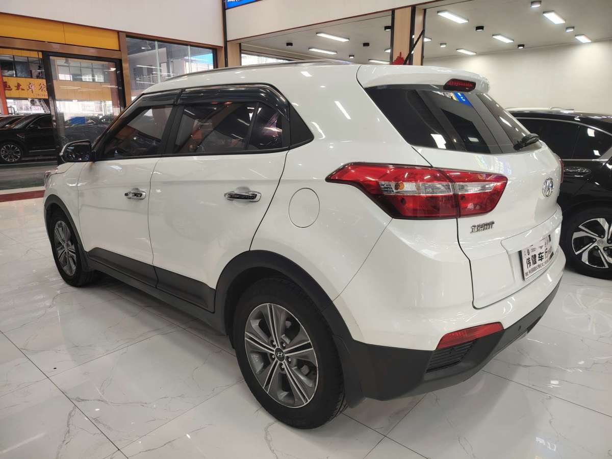 現(xiàn)代 ix25  2017款 1.6L 自動智能型圖片